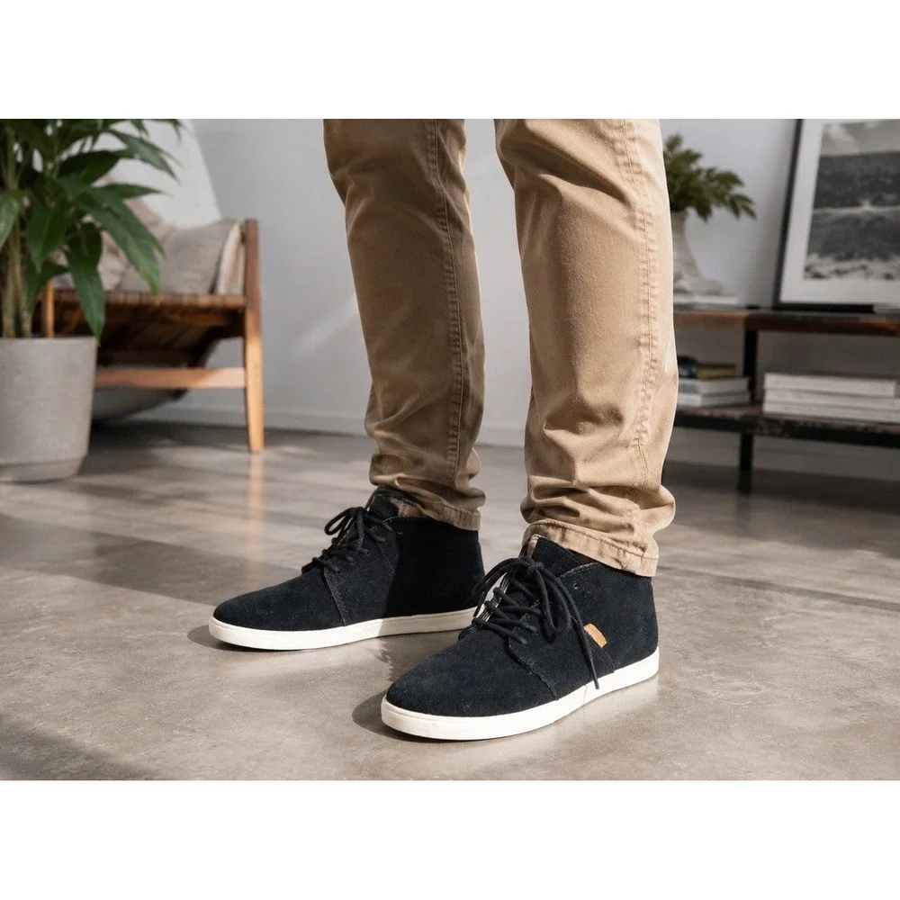 Vans Chukka Mid Black Suede Plaid Lined Sneakers Size Mens 9.5 Womens 11